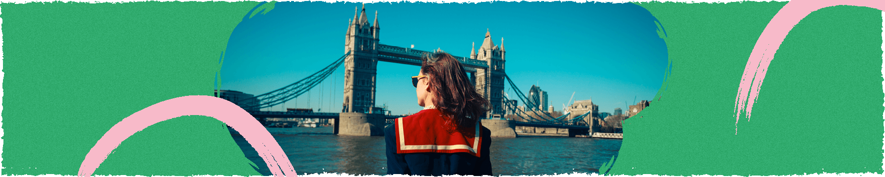 Tourist viewing the London Bridge