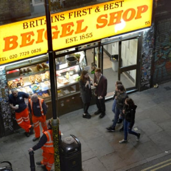 24 hour beigels in London