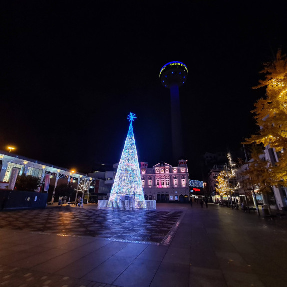 Walk-through Christmas Tree