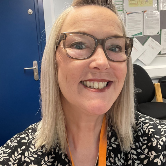 Simone Carter - mental health first aider