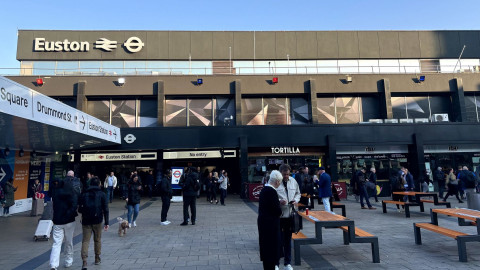 London Northwestern Railway passengers reminded of Easter closure at London Euston