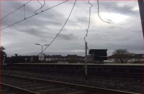 Reduced evening service at London Euston as overhead line repairs continue