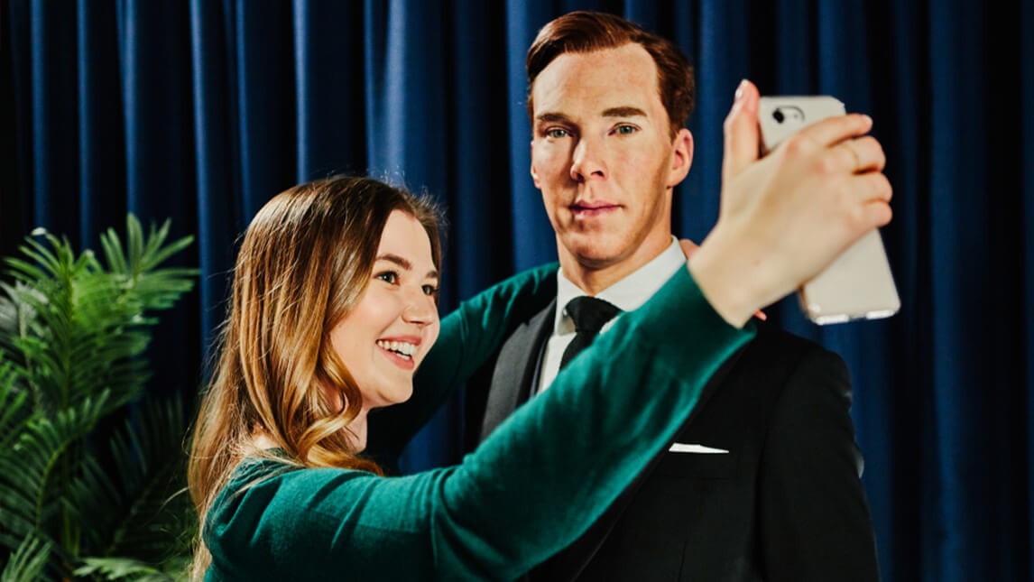 Women taking a selfie with Benedict Cumberbatch at Madame Tussauds