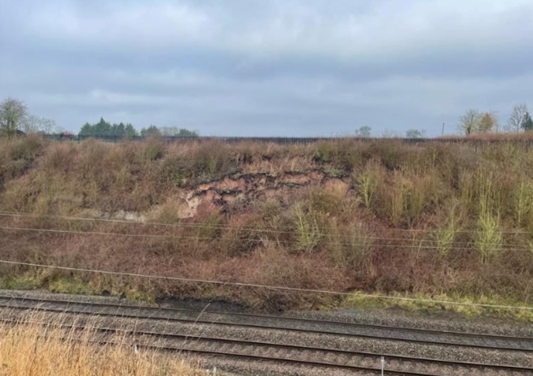 Passengers urged to check before travelling as landslip causes travel disruption between Birmingham and London
